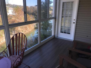 Lakeside Condo on Lake Taneycomo